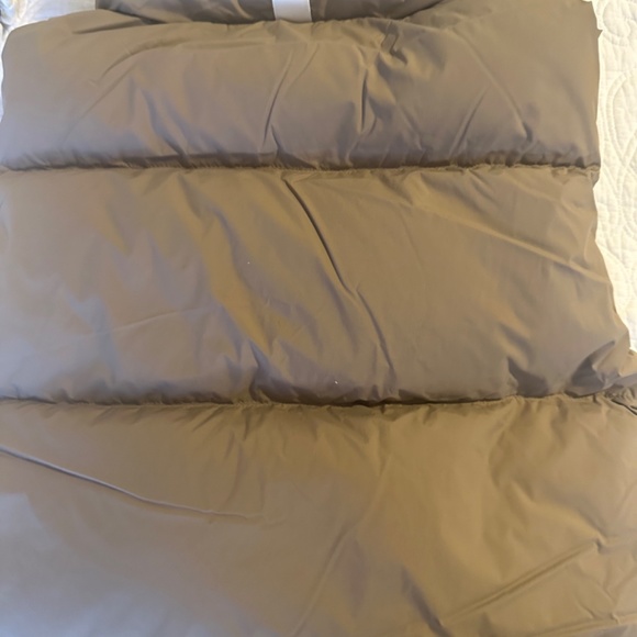 Canada Goose Everett Vest - Picture 6 of 9